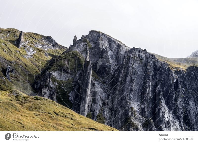 Spitze.Steine Ferien & Urlaub & Reisen Berge u. Gebirge wandern Landschaft Felsen Alpen Lechtal Gipfel Bundesland Vorarlberg Bundesland Tirol bedrohlich