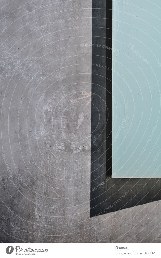 Beton vs. Glas Strukturen & Formen Schatten abstrakt Wand Fenster Schlagschatten grau Hochformat Textfreiraum durchsichtig leer Menschenleer einfach trist