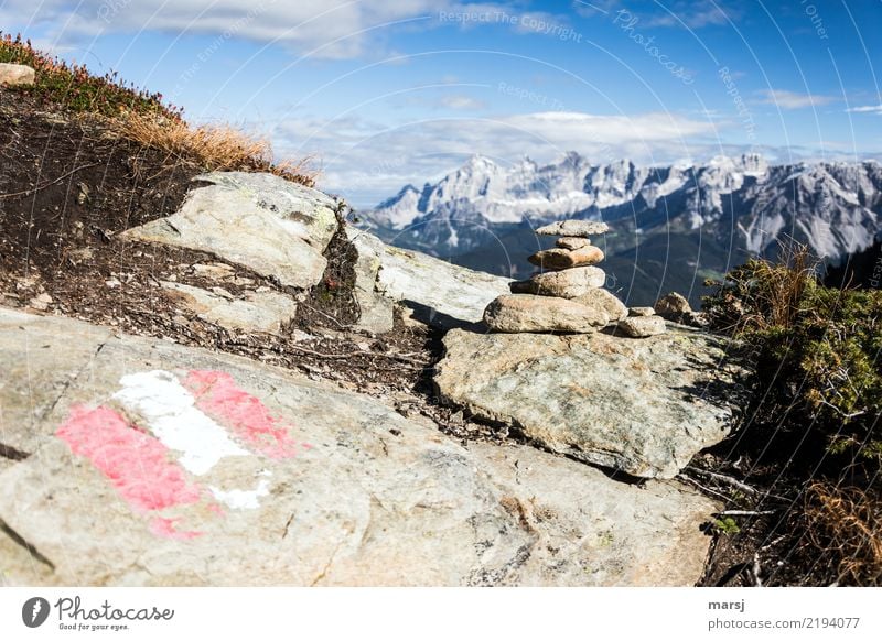 Wanderherbst Zufriedenheit Meditation Berge u. Gebirge wandern Himmel Herbst Schönes Wetter Felsen Alpen Dachstein Reiteralm Gipfel Steinmännchen Wegweiser