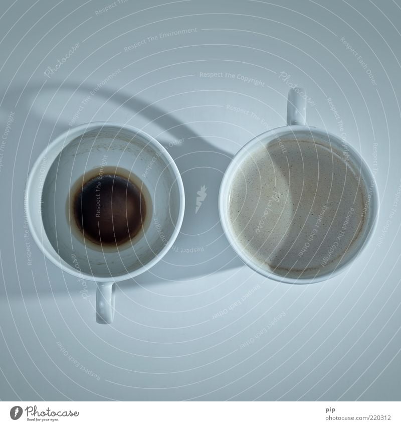 OFF-ON Heißgetränk Kaffee Tasse dreckig Durst Wandel & Veränderung Kaffeetasse nebeneinander leer voll alt neu frisch ein-aus oben Nachschlag Schaum Crema