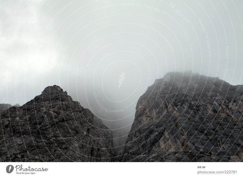 Weg nach Mordor '2 Wolken Sommer Herbst schlechtes Wetter Felsen Alpen Berge u. Gebirge Kalkalpen Karwendelgebirge Wörner dunkel grau ruhig Nebelwand