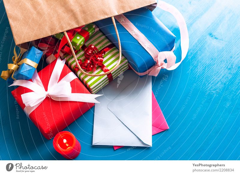 Einkaufstasche voller Geschenke Glück Handarbeit Feste & Feiern Silvester u. Neujahr Freundschaft Paket Kerze Schnur Überraschung kaufen obere Ansicht