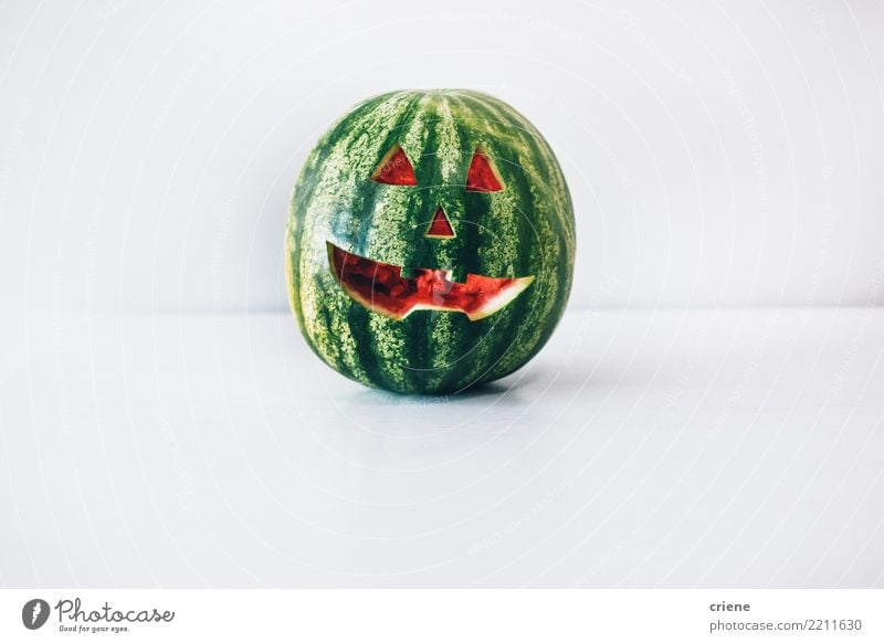 Tropischer Wassermelonenhalloween-Kürbis Lebensmittel Frucht Ernährung Freude Gesicht Dekoration & Verzierung Essen Halloween Herbst gruselig modern tropisch