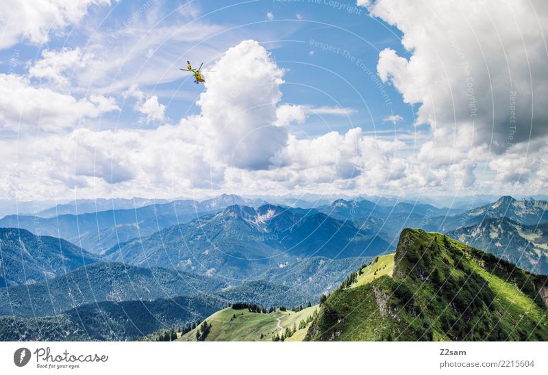 Hubschraubereinsatz in den oberbayerischen Alpen wandern Natur Landschaft Sommer Schönes Wetter Berge u. Gebirge Gipfel fliegen ästhetisch gigantisch blau grün