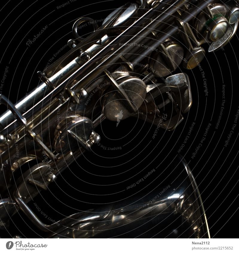 Saxophon - Q1 Musik Musik hören Konzert Open Air Bühne Oper Band Musiker Orchester Blasinstrumente silber Klaviatur Musikinstrument Holzblasinstrumente
