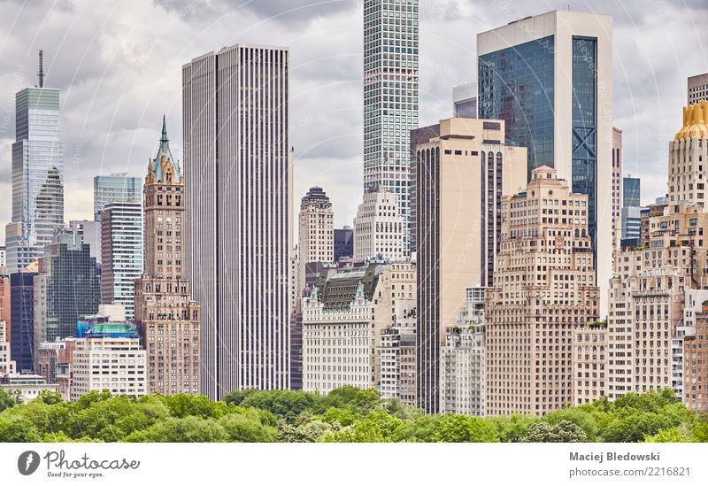 New York City Architektur. Sightseeing Städtereise Sommer Häusliches Leben Wohnung Arbeitsplatz Büro Wirtschaft Baustelle Skyline überbevölkert Hochhaus