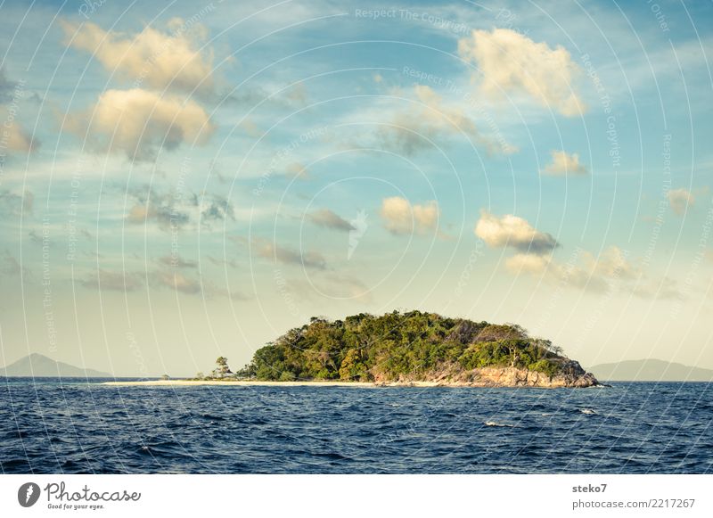 Die Insel Wolken Sommer Schönes Wetter Küste Meer Sulu Meer Palawan Einsamkeit entdecken Erholung exotisch Hoffnung Idylle Tourismus Überleben gestrandet