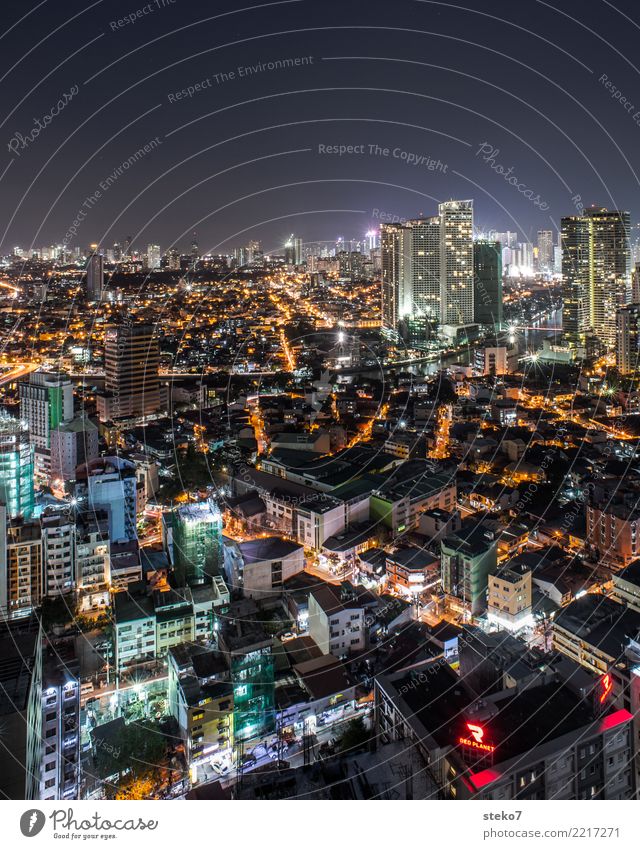 Manila Philippinen Hauptstadt Stadtzentrum Skyline überbevölkert Haus Hochhaus groß Mittelstand modern Ferien & Urlaub & Reisen Wachstum Häusliches Leben Moloch
