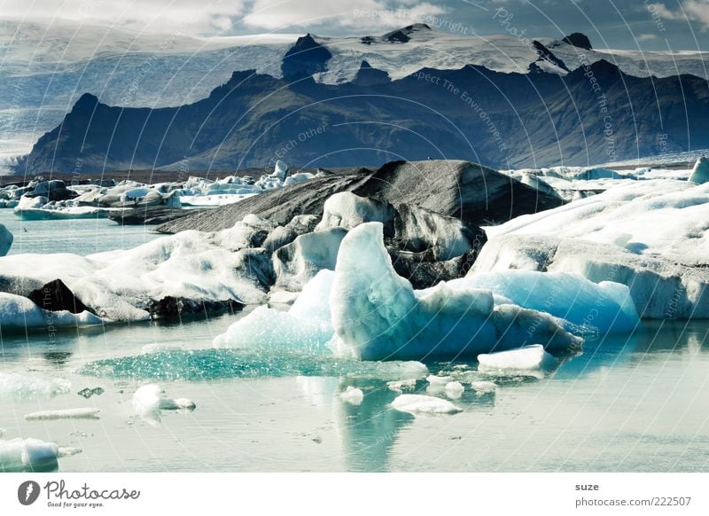 es ist kalt Ferne Berge u. Gebirge Umwelt Natur Landschaft Urelemente Wasser Wolken Klima Klimawandel Eis Frost Gletscher See Gletschereis Gebirgssee
