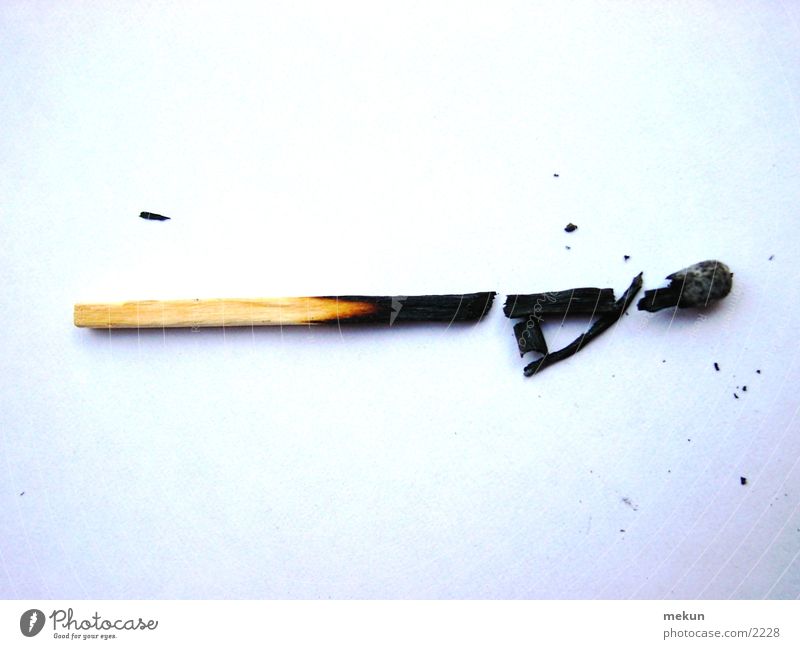 Broken matchstick Streichholz gebrochen Dinge Brand