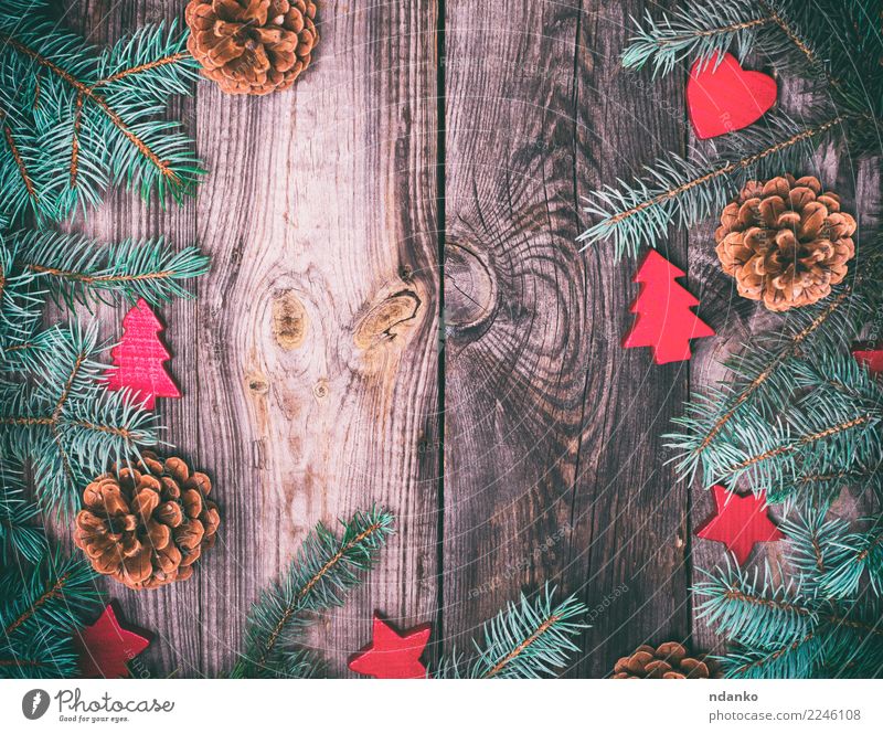 grauer hölzerner Hintergrund mit grüner Fichte Winter Dekoration & Verzierung Feste & Feiern Weihnachten & Advent Silvester u. Neujahr Baum Holz alt frisch neu