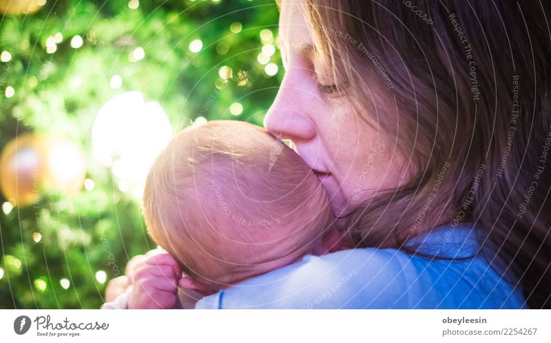 Schwangere Frau hat ein glückliches Lifestyle Körper Haut Gesicht Häusliches Leben Haus Mensch Baby schlafen Farbfoto mehrfarbig