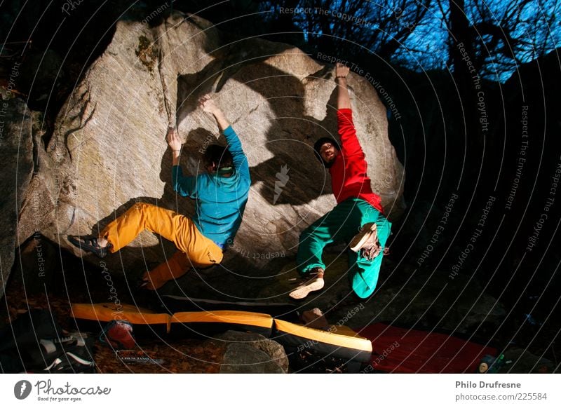 Boulder Cresciano II Ferien & Urlaub & Reisen Abenteuer Bouldern Klettern Sport Bergsteigen Mensch 2 Natur Schönes Wetter Felsen Freizeit & Hobby Farbfoto