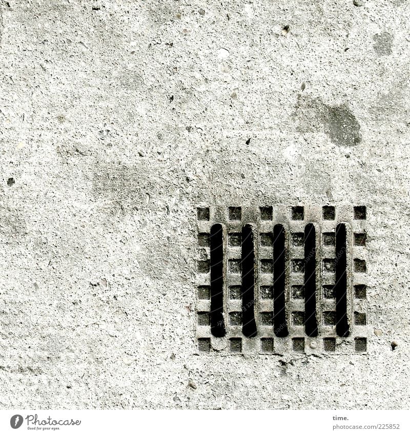 |||||. Stein Beton Metall Stahl Rost Zeichen ästhetisch dreckig einfach fest authentisch Ordnung Bürgersteig Eisen Abfluss scheckig ölig Ölfleck Quadrat