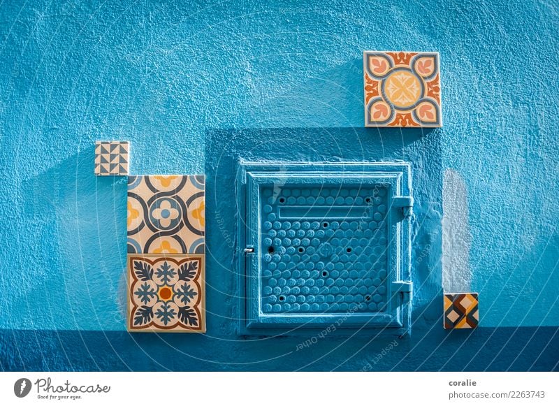 Kleines blaues Wunder Dorf Fischerdorf Mauer Wand Fassade Kunst Fliesen u. Kacheln Mosaik Spanien Valencia Straßenkunst Kunsthandwerk Rechteck Geometrie