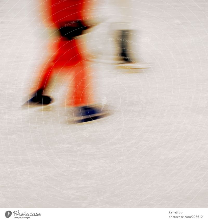 paarlauf Freizeit & Hobby Mensch 2 Winter Eis Frost laufen rot Schlittschuhe Schlittschuhlaufen Eisbahn kalt Kratzer gleiten Farbfoto mehrfarbig