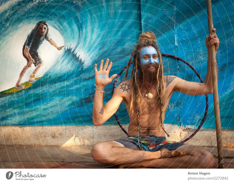 Blauer Shiva Lifestyle maskulin 1 Mensch 30-45 Jahre Erwachsene geheimnisvoll Ferien & Urlaub & Reisen Aubergine Goa Indien Farbfoto mehrfarbig Außenaufnahme