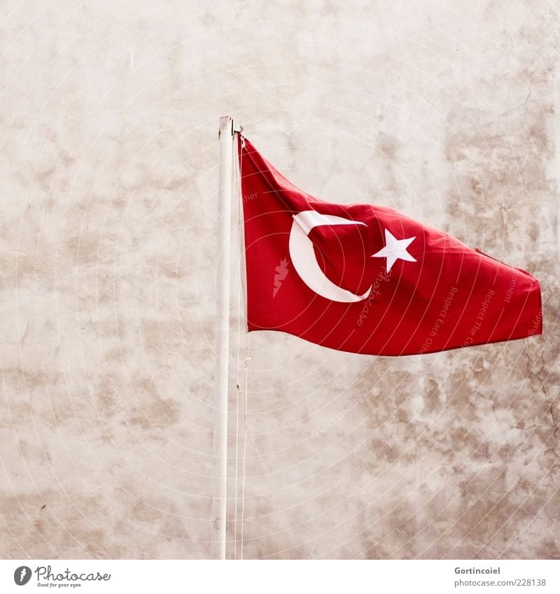Feiertag der Republik Zeichen rot Türkei Fahne Fahnenmast Laizismus Hintergrund neutral Menschenleer Symbole & Metaphern Nationalflagge Nationalfeiertag
