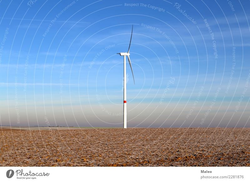 Einsame Windkraftanlage Einsamkeit Feld Windrad Windmühle blau Himmel Generator elektrisch 1 Triebwerke Technik & Technologie Umwelt Macht Energie