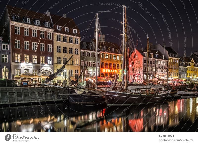 Nyhavn Kopenhagen bei Nacht Ferien & Urlaub & Reisen Städtereise Nachtleben Segeln Ostsee Dänemark Europa Hauptstadt Hafenstadt Schifffahrt Segelschiff