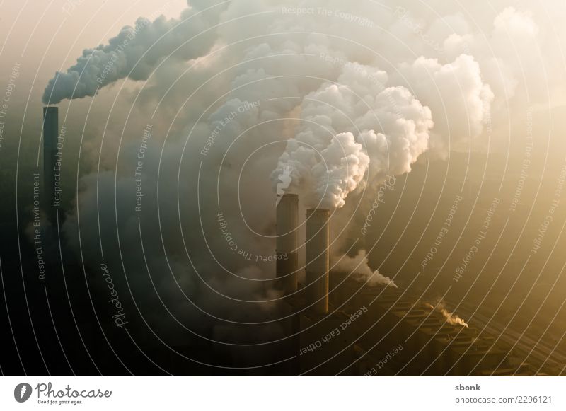 sauerei Umwelt Natur Landschaft Luft Himmel Wolken Klima Klimawandel Wetter schlechtes Wetter Industrieanlage bedrohlich nachhaltig Kraft Coal Power Plant
