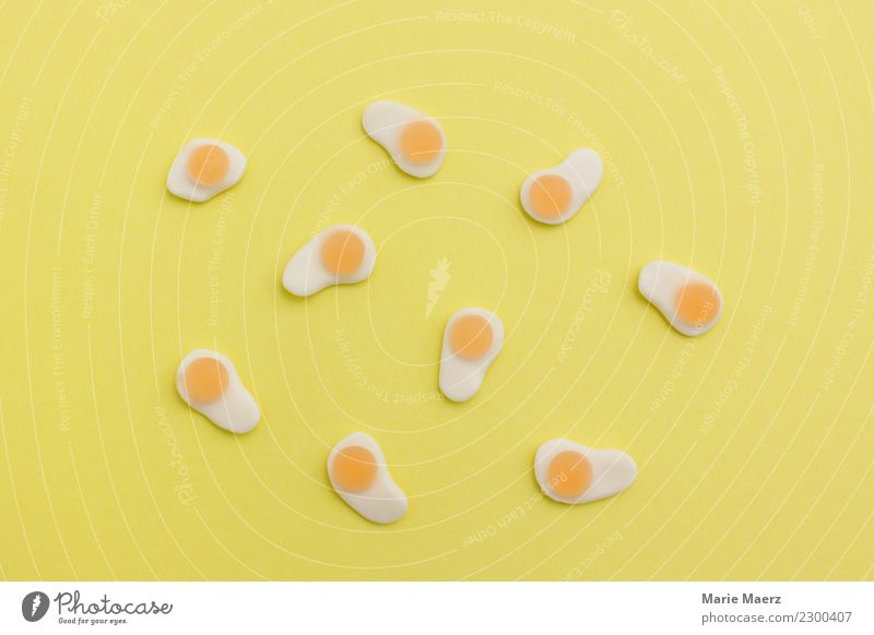 Ei, Ei, Ei - neun Spiegeleier aus Zucker Lebensmittel Süßwaren Ostern Essen Feste & Feiern frech frisch hell süß gelb Freude Farbe Inspiration Osterei viele