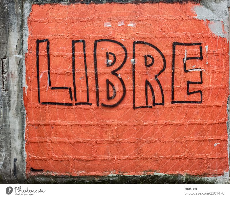libre Dorf Menschenleer Mauer Wand Stadt grau orange schwarz Graffiti Baskenland grell Freiheit Farbfoto Außenaufnahme Muster Strukturen & Formen