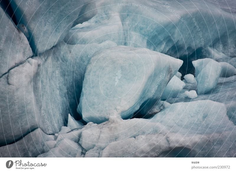 Käsebrot Umwelt Natur Urelemente Winter Klima Eis Frost Schnee kalt blau grau Eisberg Eisblock Brocken Farbfoto Gedeckte Farben Außenaufnahme Nahaufnahme