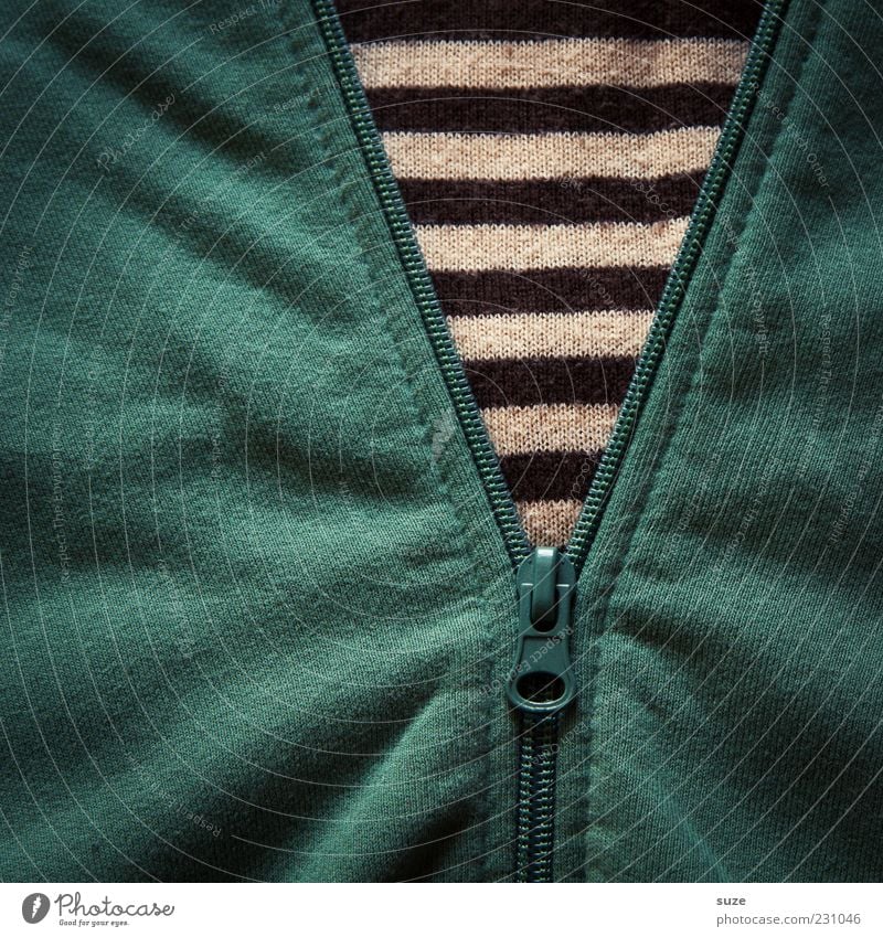 Stripes Bekleidung Pullover Jacke Streifen grün Baumwolle Reißverschluss aufmachen schließen Falte Textilien Stoff Stoffmuster Farbfoto Innenaufnahme