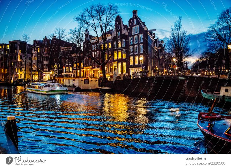 Amsterdam Ferien & Urlaub & Reisen Tourismus Ausflug Abenteuer Freiheit Städtereise Kreuzfahrt Landschaft Wasser Niederlande Europa Hauptstadt Stadtzentrum