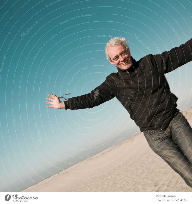 Spiekeroog | Lust for Life Freude Leben Strand Meer Mensch maskulin Mann Erwachsene 45-60 Jahre Umwelt Natur Sand Himmel Wetter Schönes Wetter Bewegung