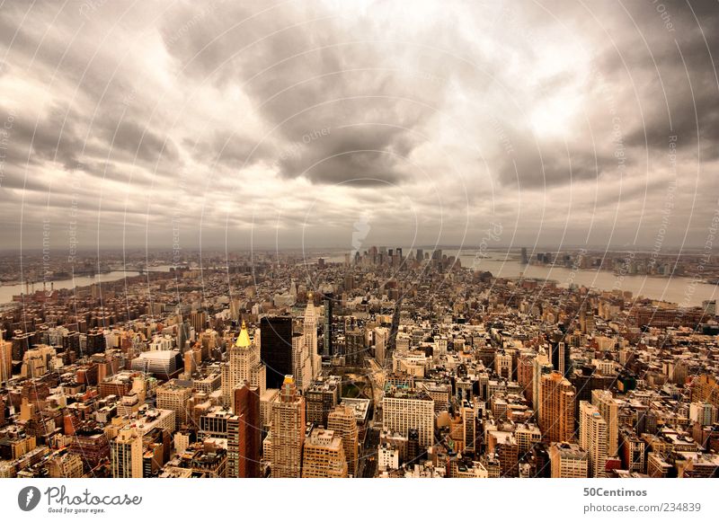 New York Manhattan Downtown Ferien & Urlaub & Reisen Tourismus Ausflug Sightseeing Städtereise Kreuzfahrt Sommerurlaub Wolken Gewitterwolken Horizont