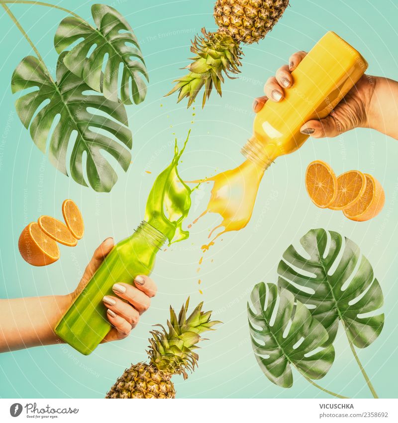 Erfrischende Sommer Getränke Erfrischungsgetränk Limonade Saft Stil Design Gesundheit Gesunde Ernährung Ferien & Urlaub & Reisen feminin Hand gelb rosa Flasche