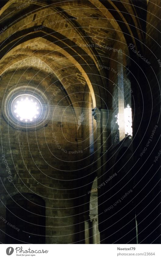 Lichteinfall Strahlung Fenster Kirchenschiff Gotteshäuser Religion & Glaube Lichterscheinung