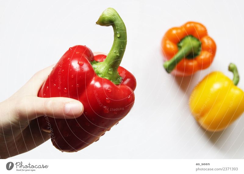 Frische rote Paprika Lebensmittel Gemüse Ernährung Essen Bioprodukte Vegetarische Ernährung Diät kochen & garen sortieren Gesundheit Wellness Sinnesorgane Küche