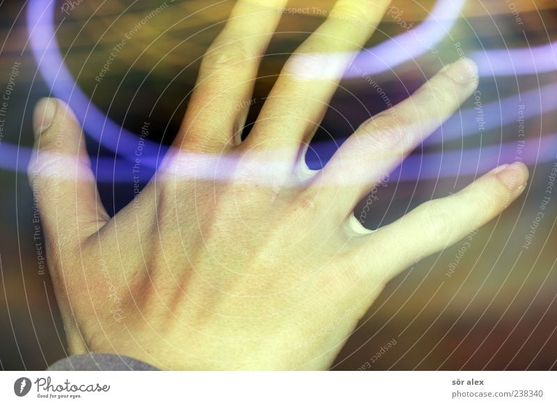 uuiiiiiiii... Gesundheitswesen Mensch maskulin Hand Finger 1 18-30 Jahre Jugendliche Erwachsene Bewegung leuchten verrückt Fingernagel orientierungslos Daumen