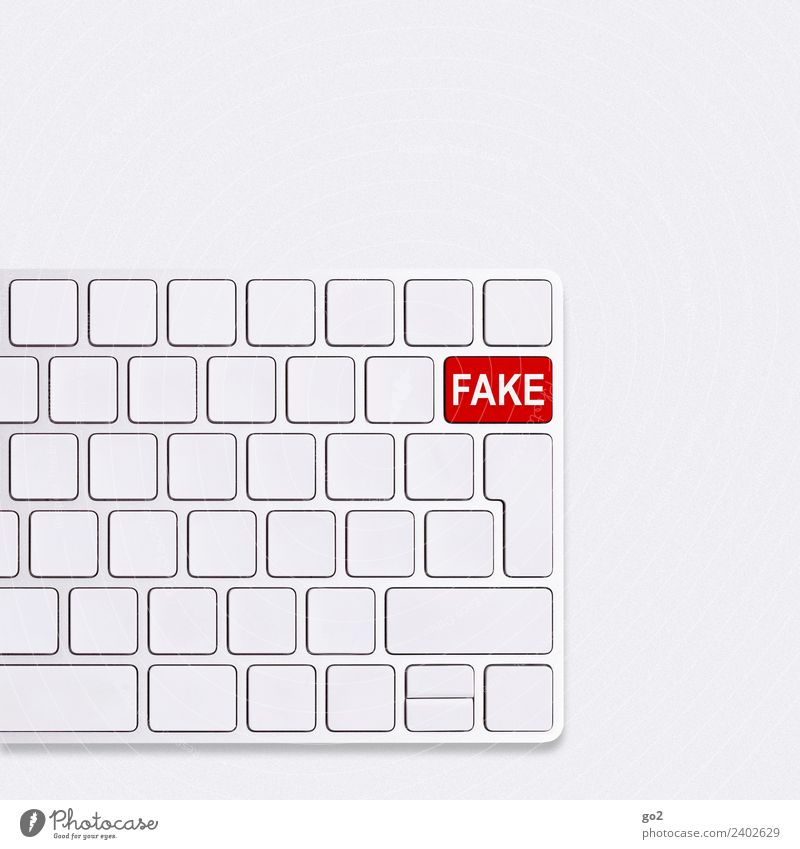 Fake fakenews kopie fake news Büro Medienbranche Computer Tastatur Hardware Technik & Technologie Fortschritt Zukunft Telekommunikation Informationstechnologie