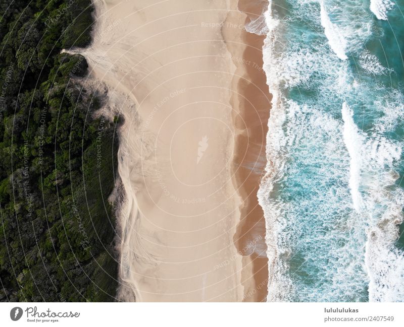 das ist von oben. Ferien & Urlaub & Reisen Tourismus Sommer Sommerurlaub Strand Meer Joggen Sand Luft Wasser Himmel atmen Freude Abenteuer Zufriedenheit Drohne