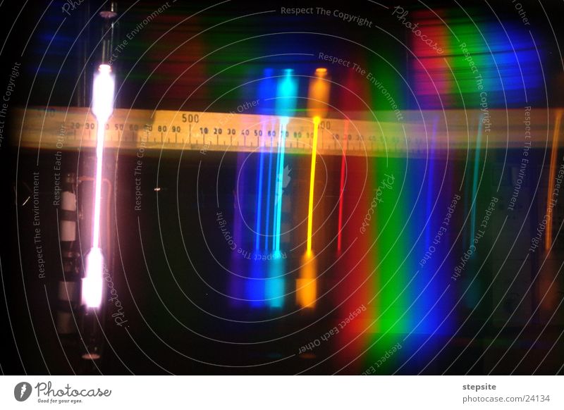 Helium Spektrum spektral Demontage Lampe Licht Physik Wissenschaften Gas quanten Linse Spektralzerlegung möller