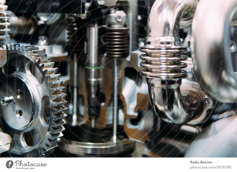Zahnräder, Zahnräder und Räder im Lkw-Dieselmotor Design Arbeit & Erwerbstätigkeit Fabrik Industrie Maschine Motor Technik & Technologie Fahrzeug PKW Metall
