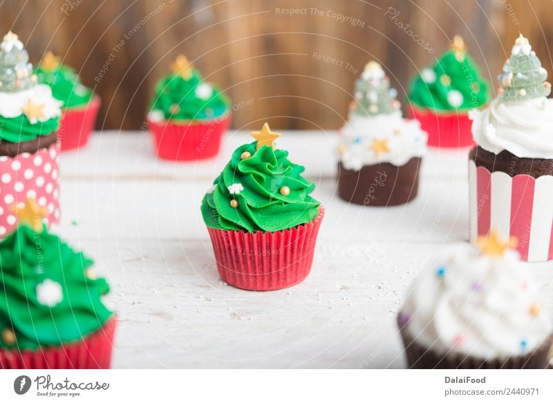Muffin Weihnachtsbaum Dessert Winter Dekoration & Verzierung Feste & Feiern Weihnachten & Advent Baum hell grün weiß Farbe Hintergrund backen Kuchen farbenfroh