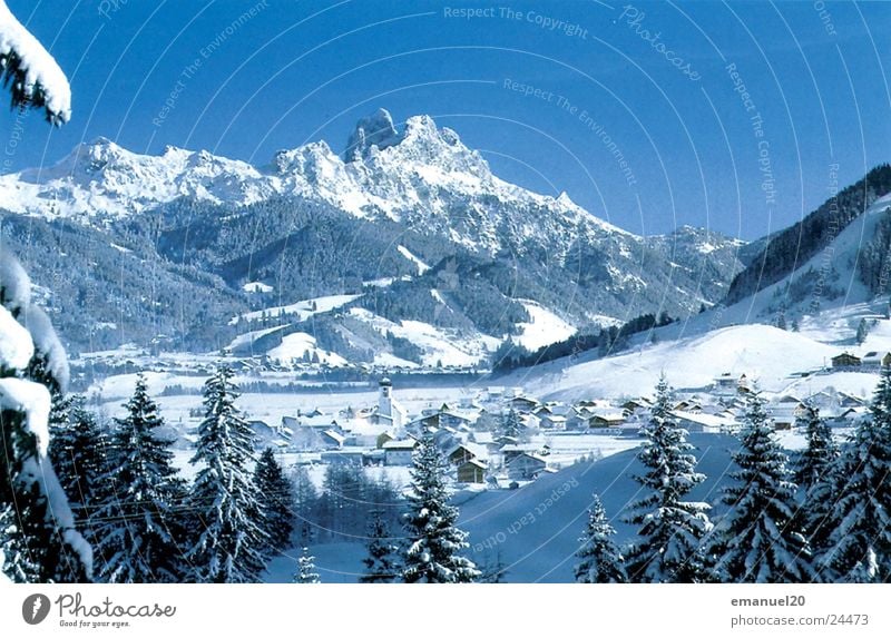 Winterlandschaft Baum kalt Bergdorf Berge u. Gebirge Schnee Natur Landschaft