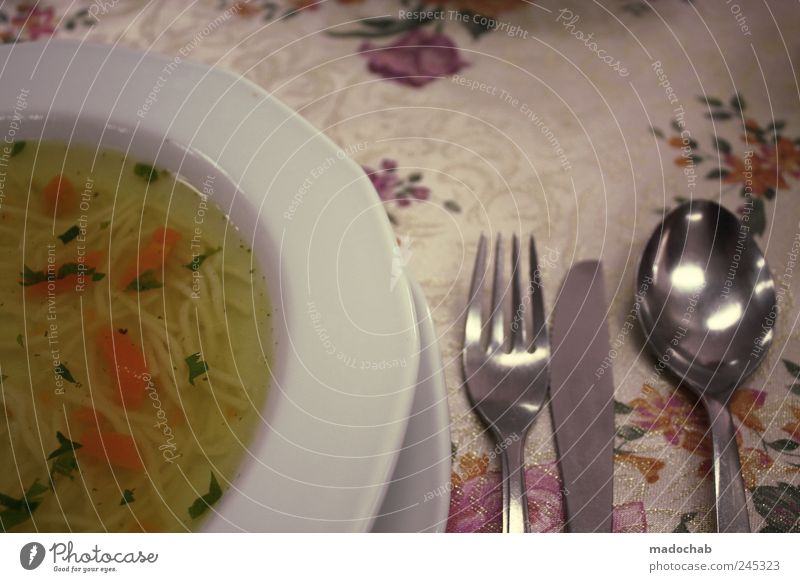 Suppe Lebensmittel Gemüse Eintopf Ernährung Mittagessen Lifestyle authentisch Kitsch retro bescheiden Appetit & Hunger Völlerei gefräßig