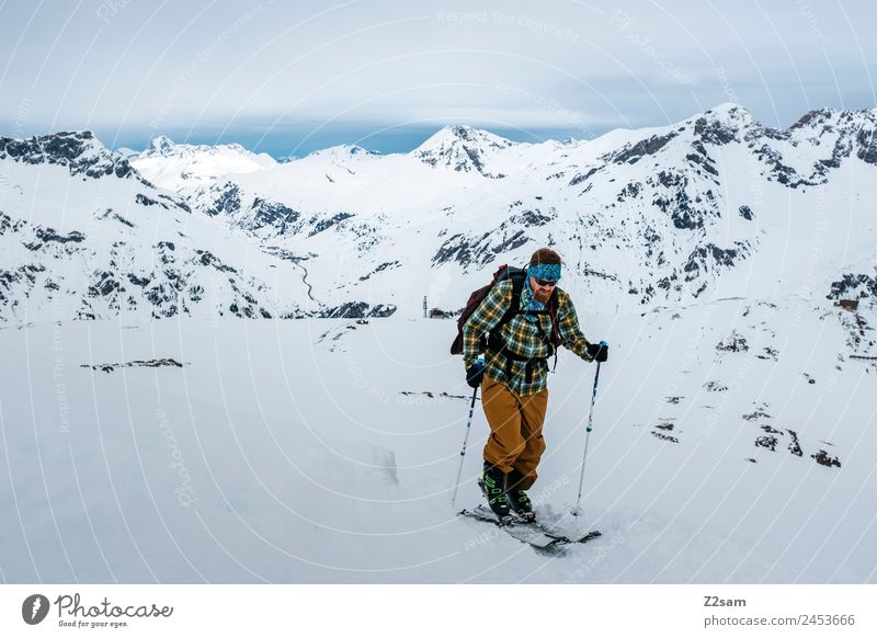 Skitour | Freeride | Arlberg Ferien & Urlaub & Reisen Tourismus Abenteuer Winterurlaub Berge u. Gebirge Skier Junger Mann Jugendliche 30-45 Jahre Erwachsene