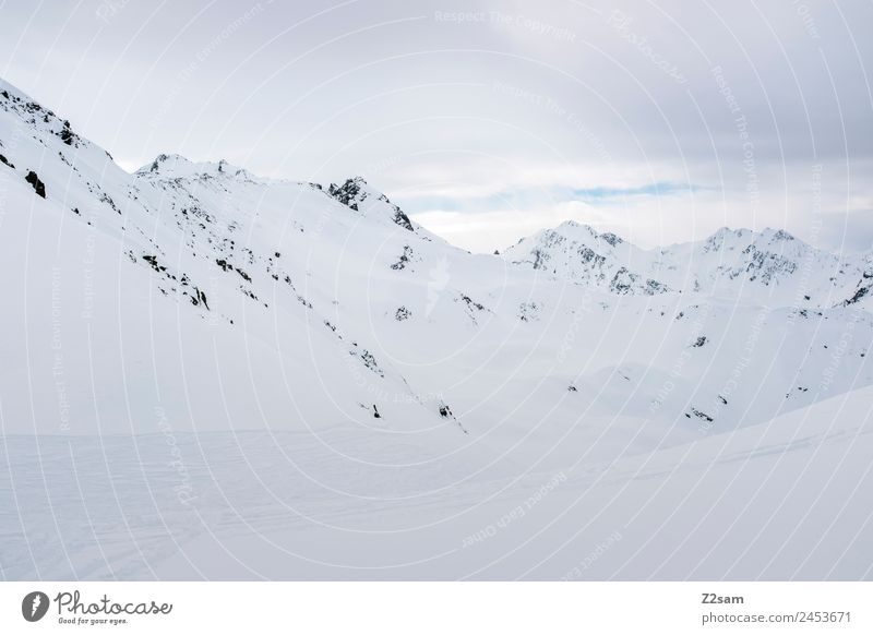 Arlberg | Tirol | Tiefschnee Umwelt Natur Landschaft Winter schlechtes Wetter Schnee Alpen Berge u. Gebirge Schneebedeckte Gipfel ästhetisch einfach gigantisch