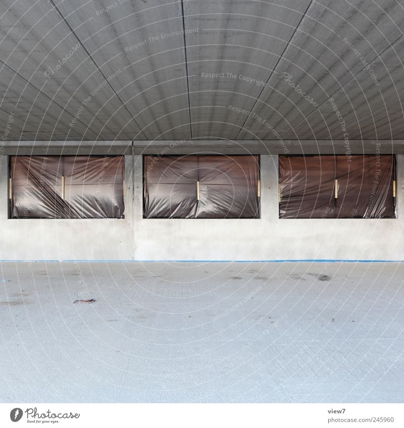U-Bahn Innenarchitektur Handwerker Arbeitsplatz Baustelle Mauer Wand Fassade Fenster Beton Linie Streifen authentisch einfach frei modern positiv ästhetisch