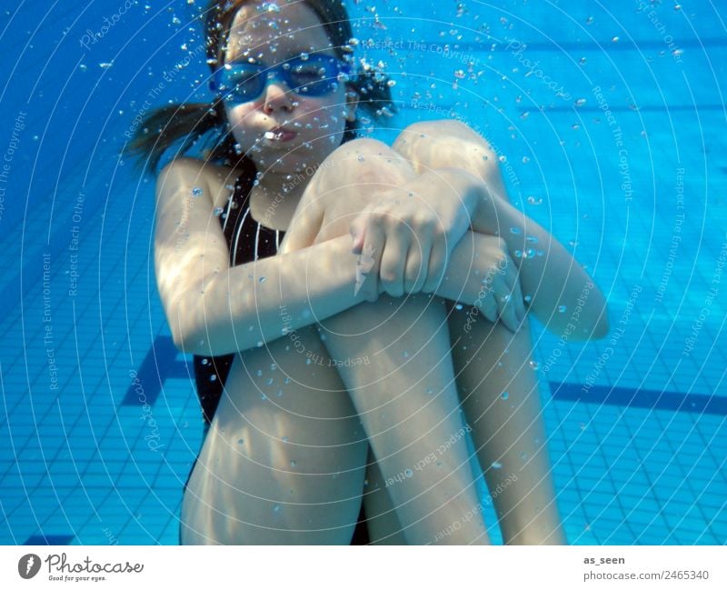 Halt mal die Luft an! Mädchen Kindheit Jugendliche Körper 8-13 Jahre Urelemente Wasser Sommer Klima Wetter Wärme atmen Schwimmen & Baden Bewegung glänzend