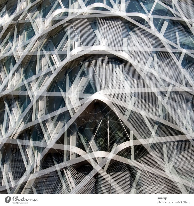 ° Stil Design Haus Bauwerk Architektur Fassade Glas Metall Linie einzigartig modern rund verrückt chaotisch Perspektive Surrealismus Symmetrie