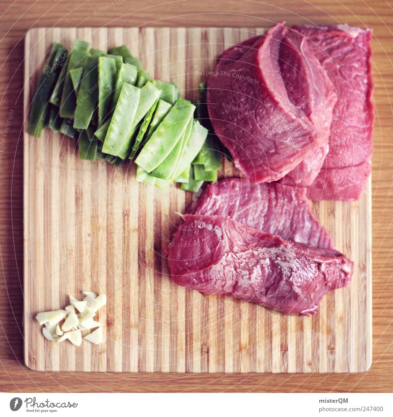 Abendbrot. Kunst ästhetisch Steak Steakhouse Fleisch Gemüse Lebensmittel Rohkost Mahlzeit kochen & garen Knoblauch Schneidebrett selbstgemacht Zuckererbsen