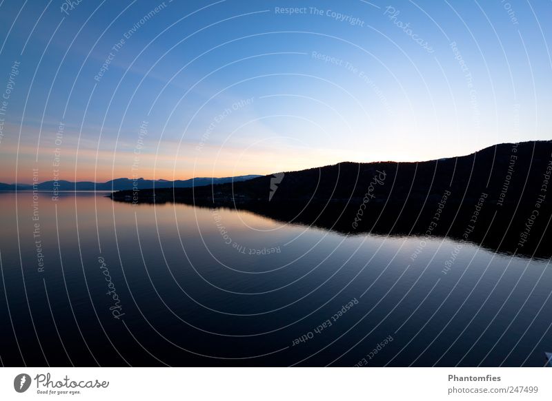Norway Natur Landschaft Urelemente Wasser Himmel Wolkenloser Himmel Sonnenaufgang Sonnenuntergang Schönes Wetter Fjord Nordsee Reflexion & Spiegelung Farbfoto